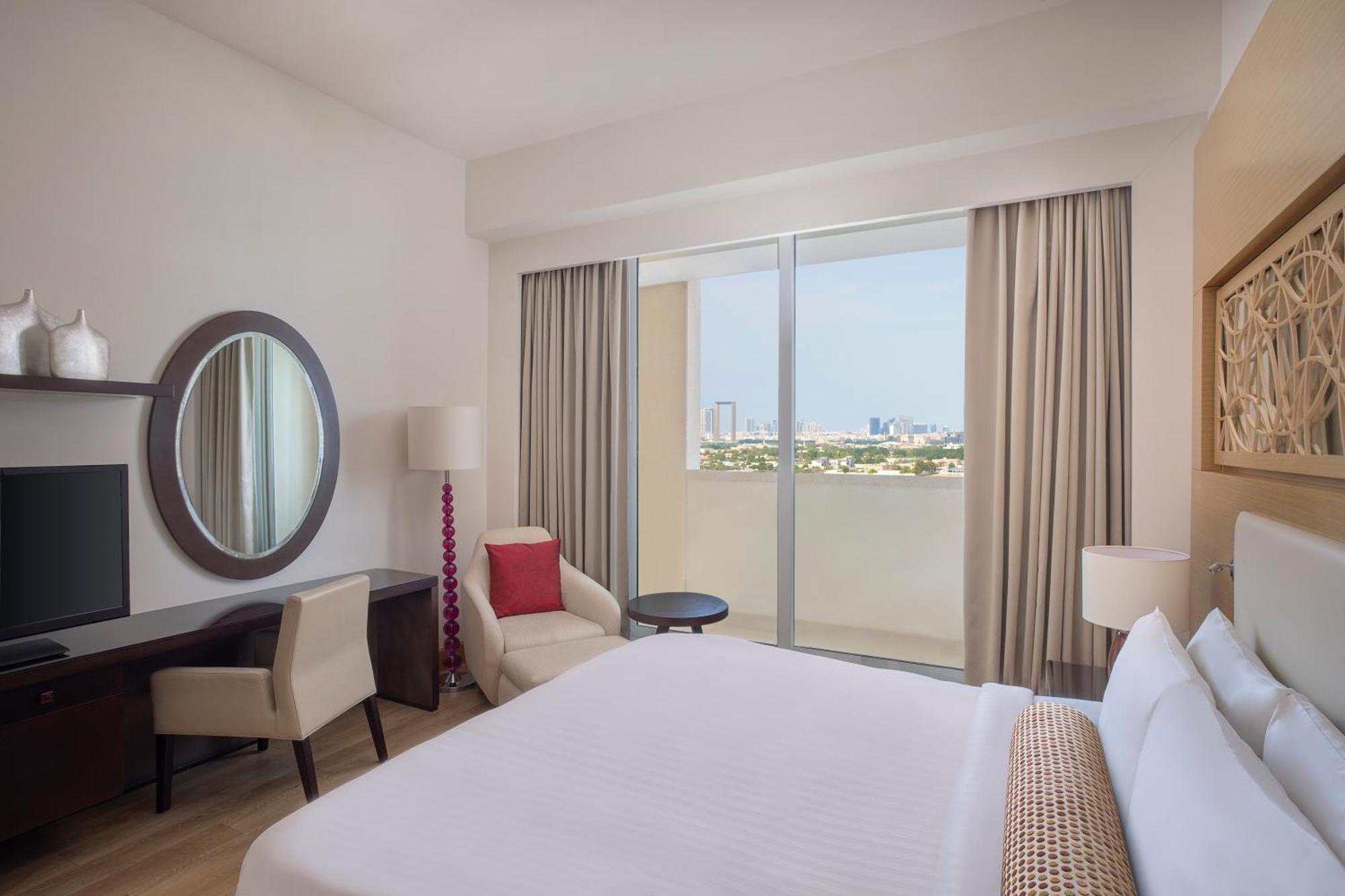 Marriott Executive Apartments Al Jaddaf, Dubái Exterior foto A bedroom at the hotel