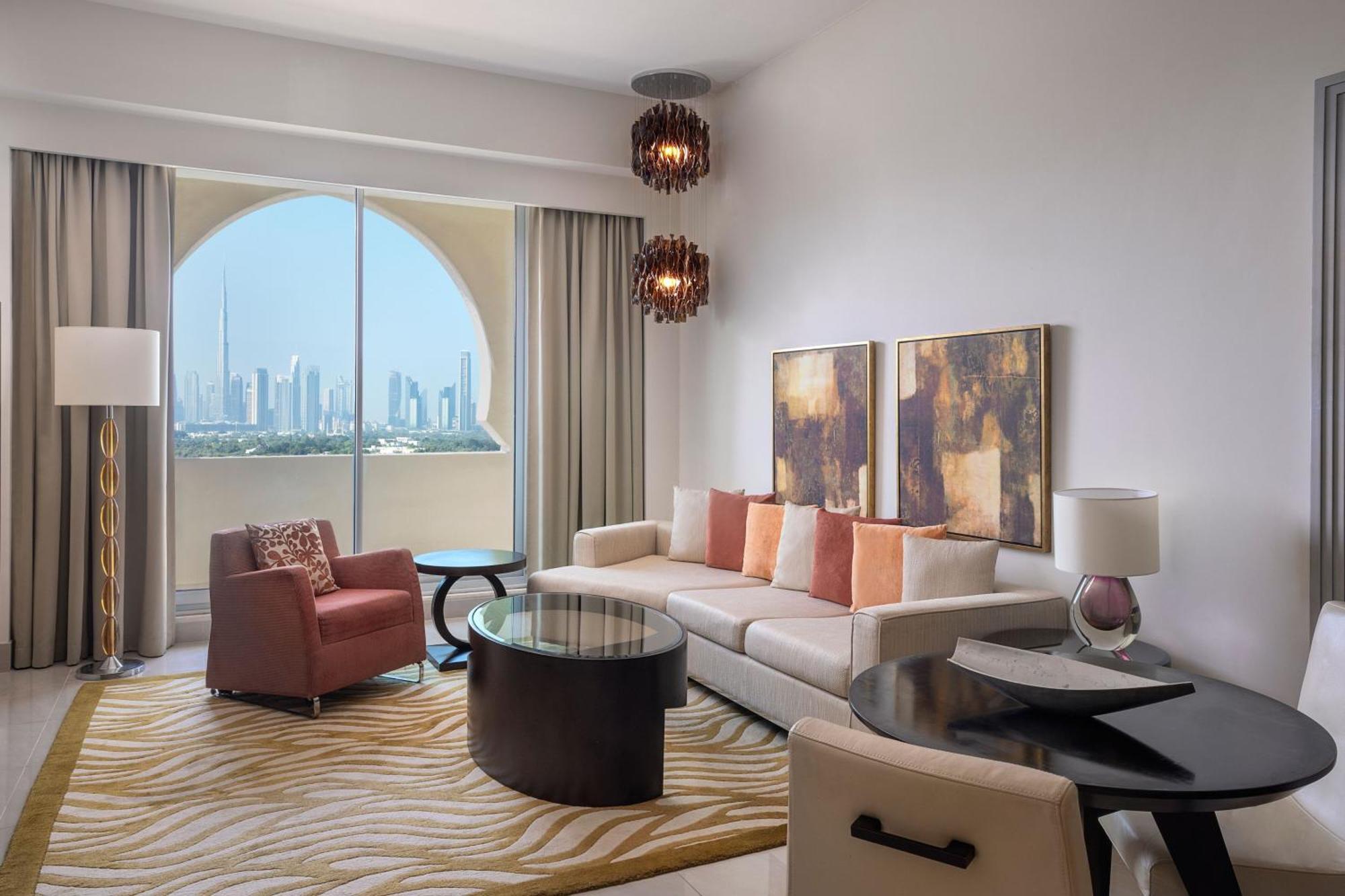 Marriott Executive Apartments Al Jaddaf, Dubái Exterior foto Living room