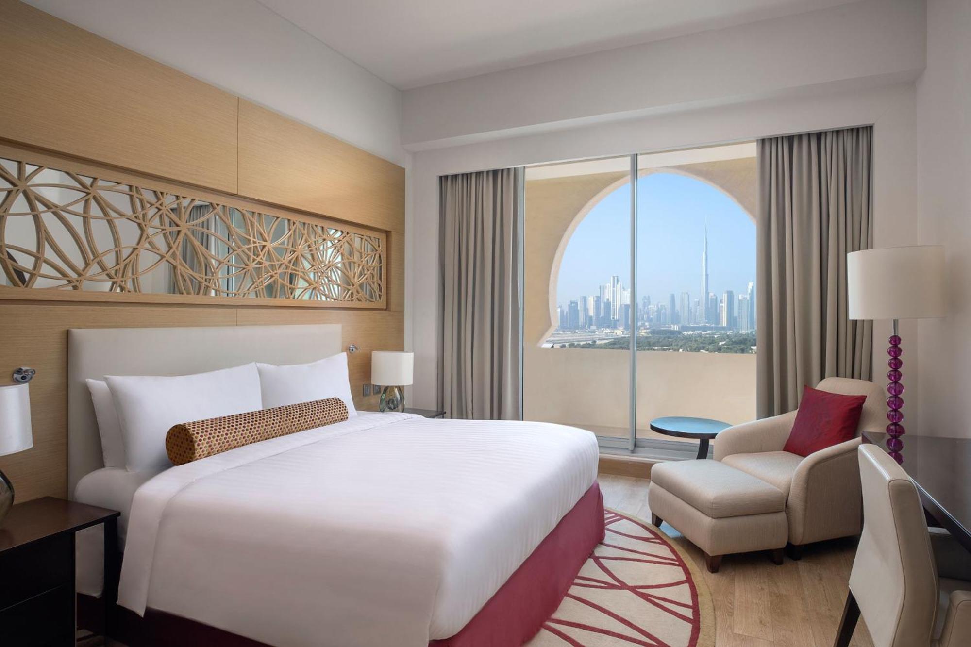 Marriott Executive Apartments Al Jaddaf, Dubái Exterior foto A bedroom at the hotel