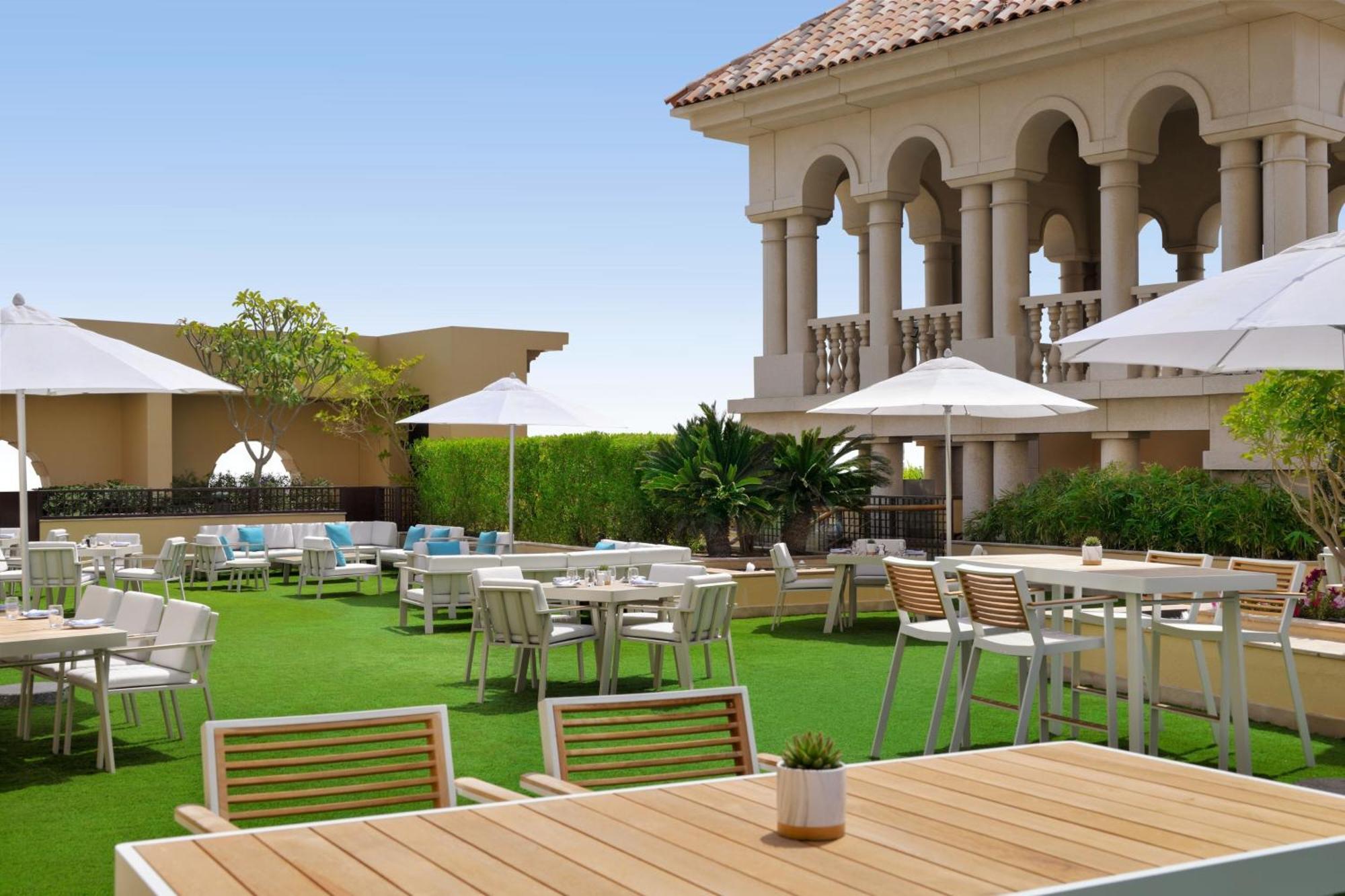 Marriott Executive Apartments Al Jaddaf, Dubái Exterior foto The Westin Awanti