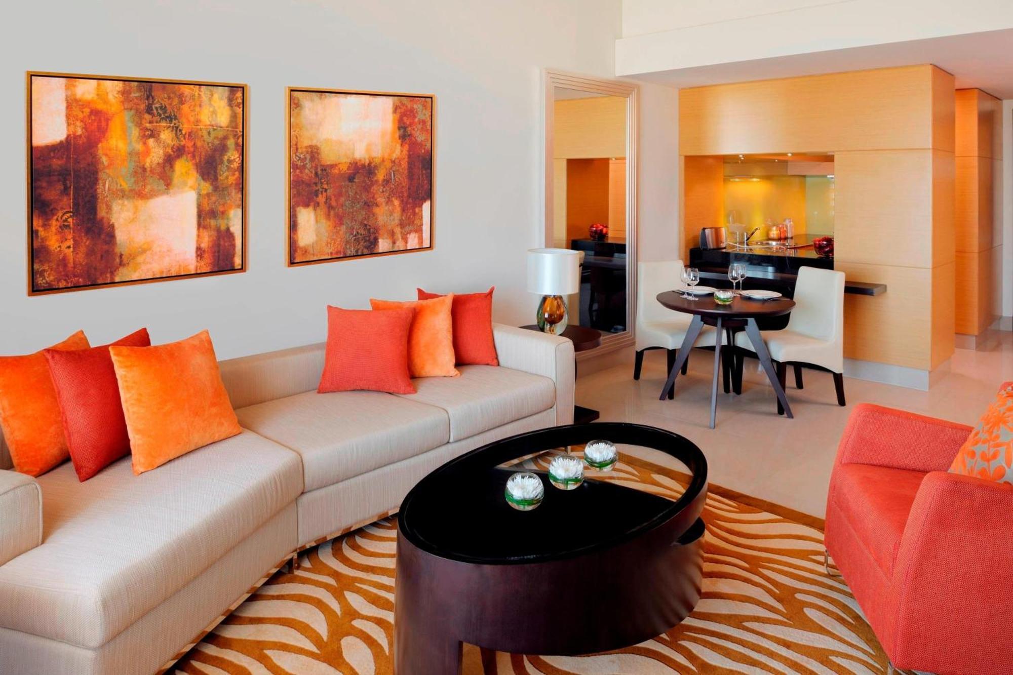 Marriott Executive Apartments Al Jaddaf, Dubái Exterior foto A living room at the Taj Bengal